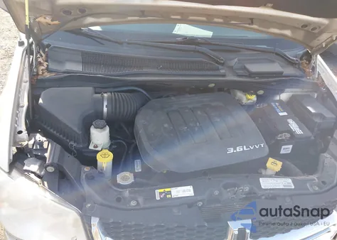 2013 Dodge Grand Caravan Sxt from USA, damaged, VIN 2C4RDGCG0DR648320